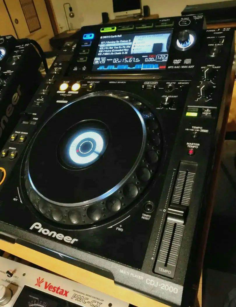 Pioneer CDJ-2000 2台