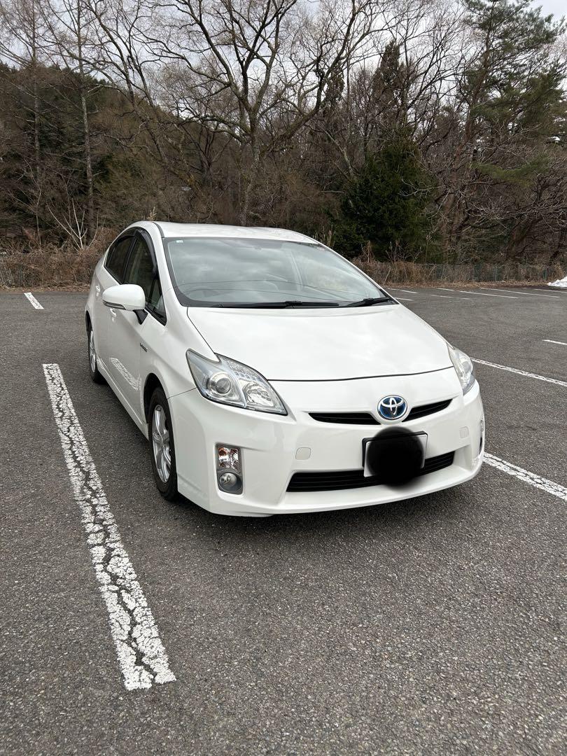 個人出品　30プリウス　上位グレードG 程度良好　クルコン　ナビ　山梨より