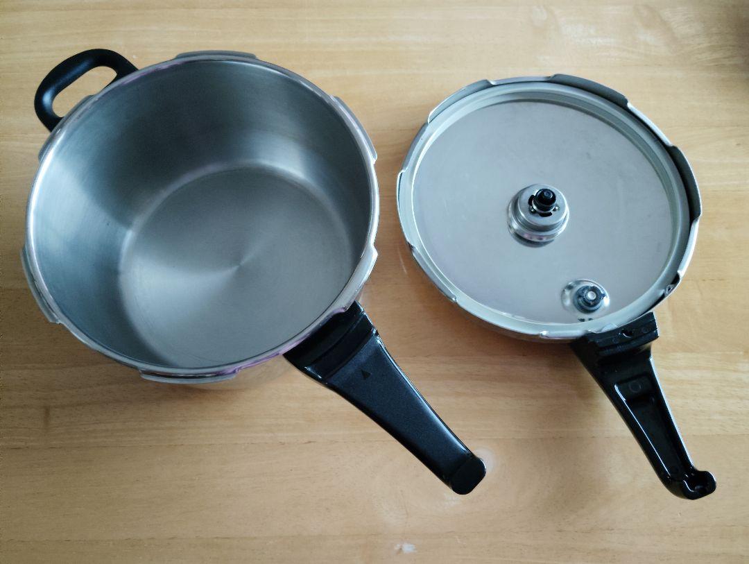 フィスラービタクイック4.5L 22cm圧力鍋 蒸し器・ガラス蓋付き　ガス火専用