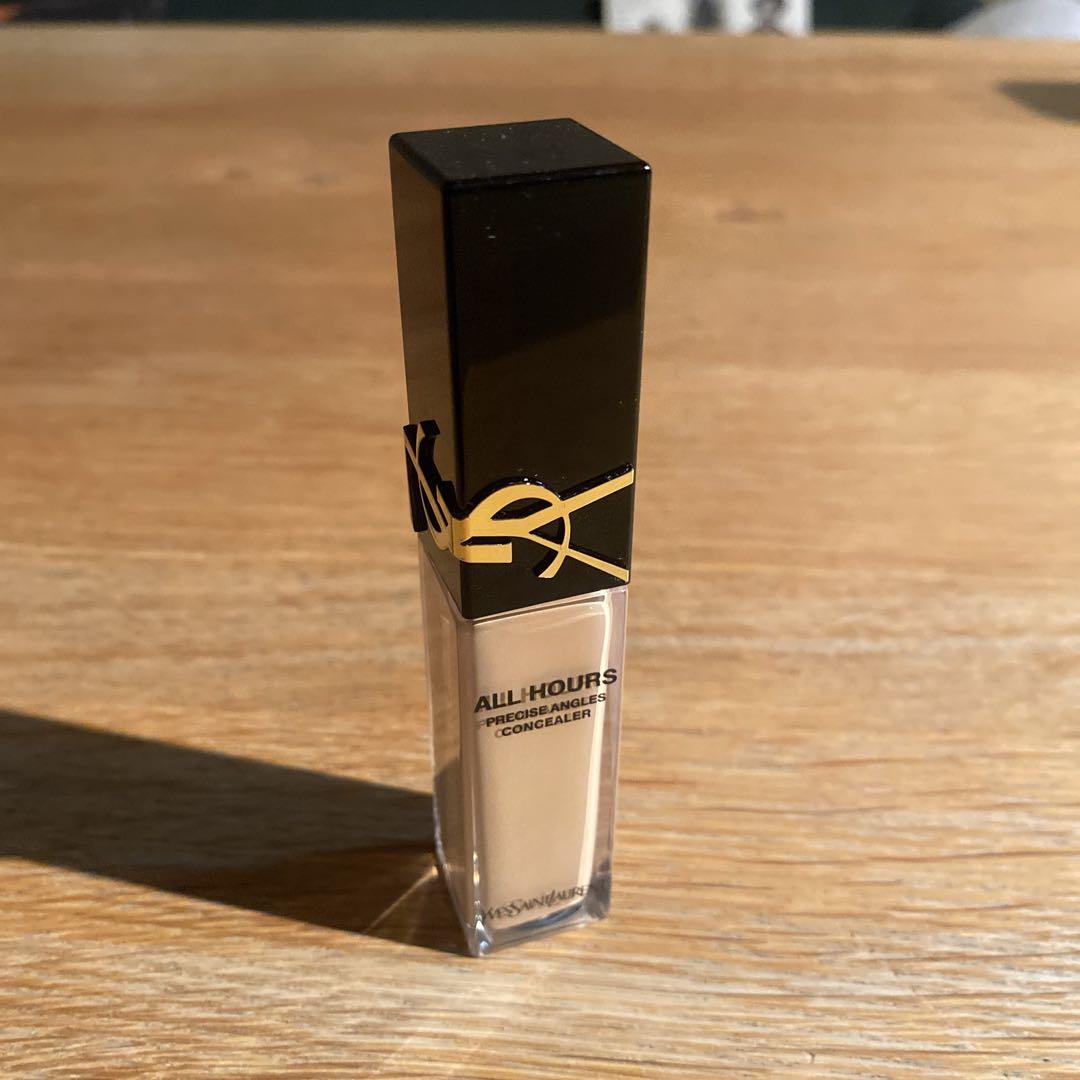 YSL オールアワーズコンシーラー