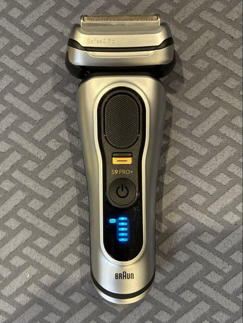 BRAUN Series9 Pro+ 美顔器ヘッド付属