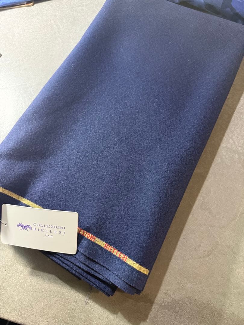 ヴァージンウールブルー 3.30m目立った傷や汚れなし