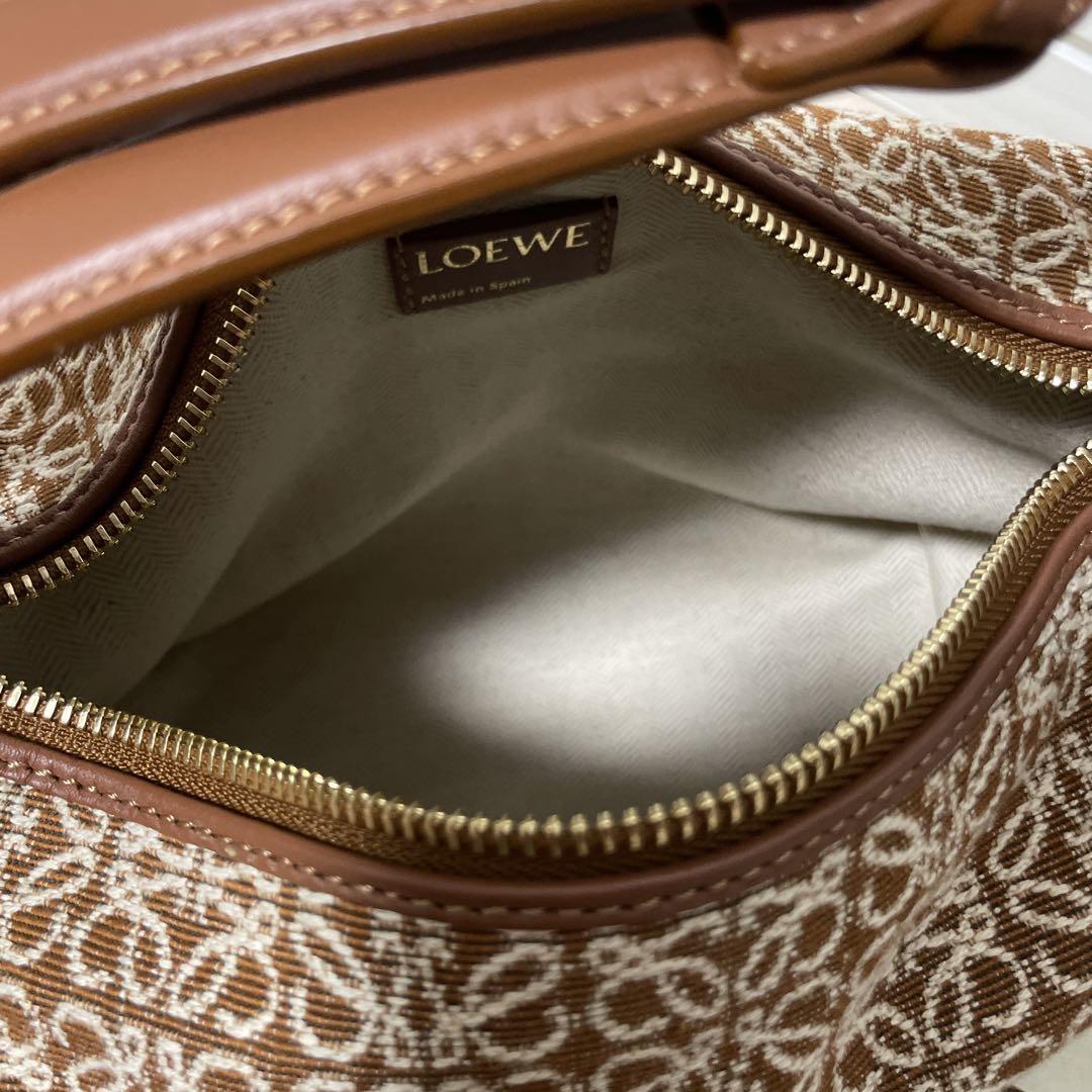 LOEWE バッグ　アナグラムジャカードハンドバッグ　ロエベ　キュービィ LOEWE ロエベ loewe レザー ハンドバッグ SALE キュービィ S