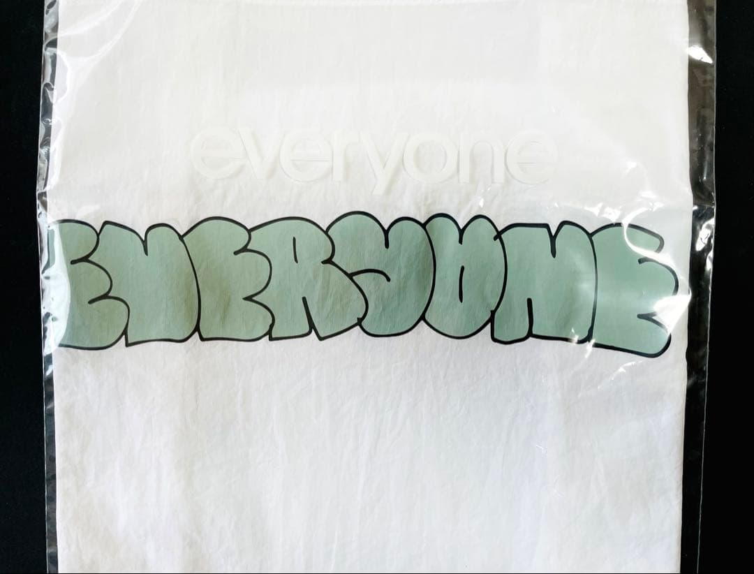 everyone j.30000 throwie nylon tote