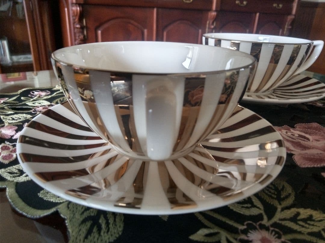 WEDGWOODジャスパーコンランプラチナカップ＆ソーサー（2客セット）