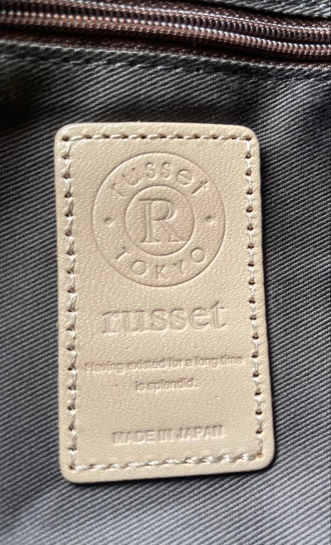 ダークグレー ショルダーバッグ ロゴパターン ダークグレー ショルダーバッグ ロゴパターン