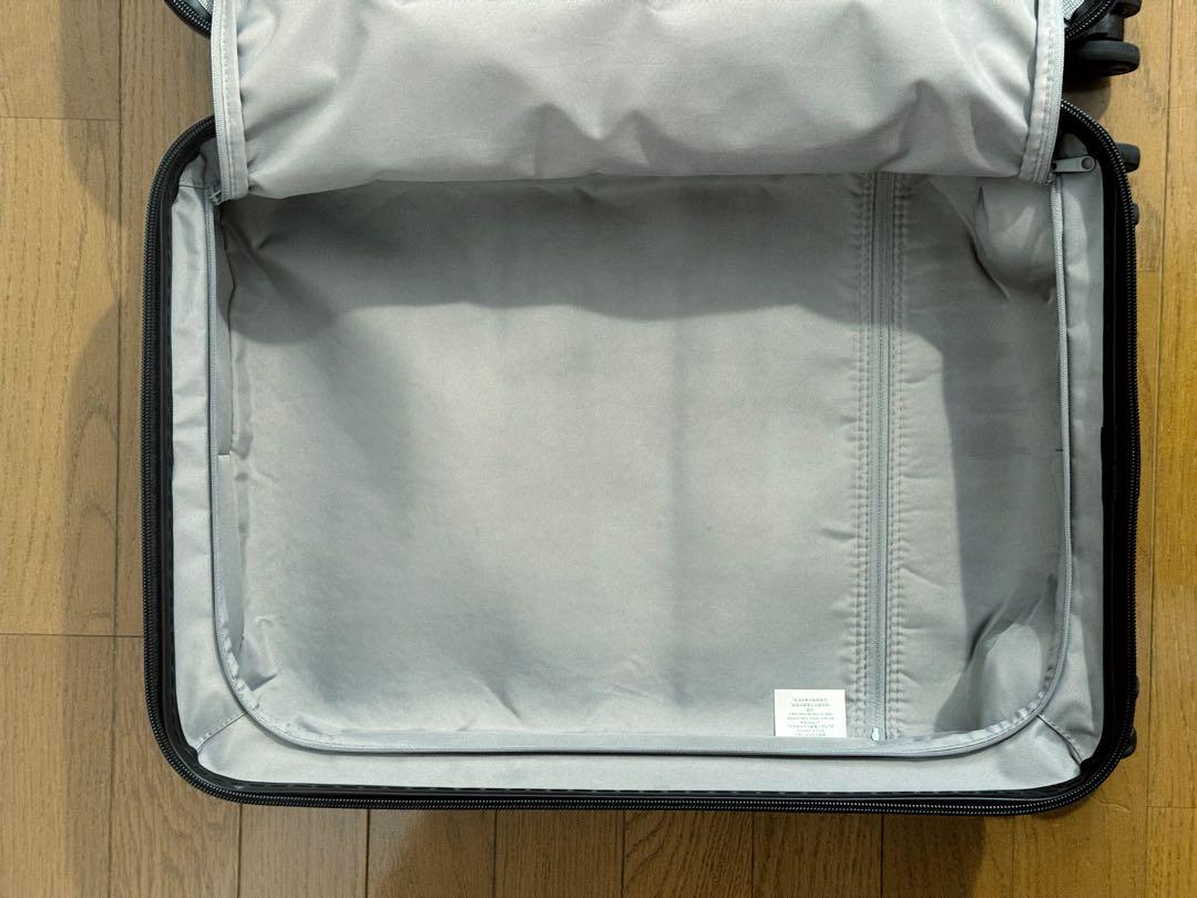 無印良品　バーを自由に調節できる　ハードキャリーケース（36L）黒