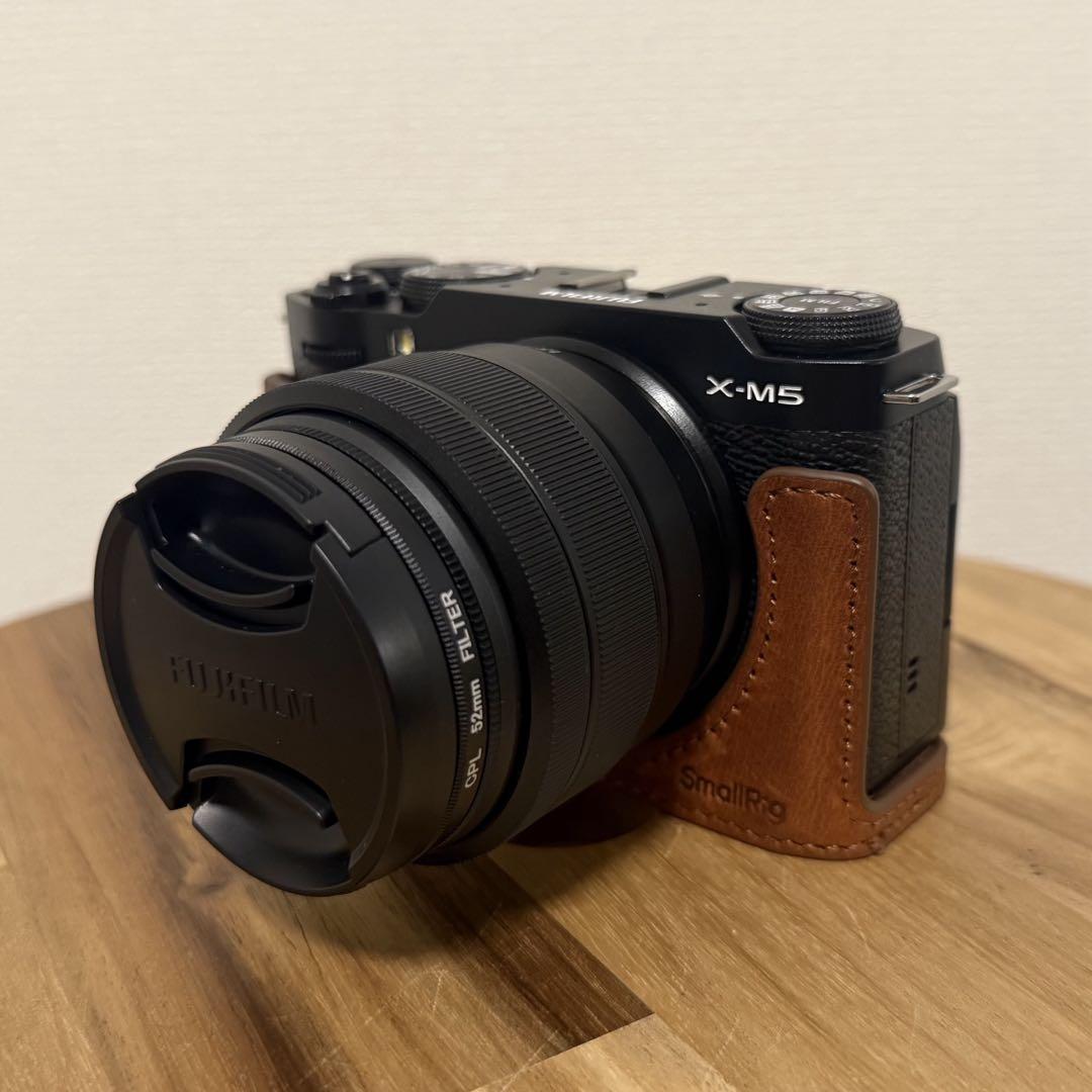 FUJIFILM X-M5 XC15-45mmレンズキット、レザーハーフケース