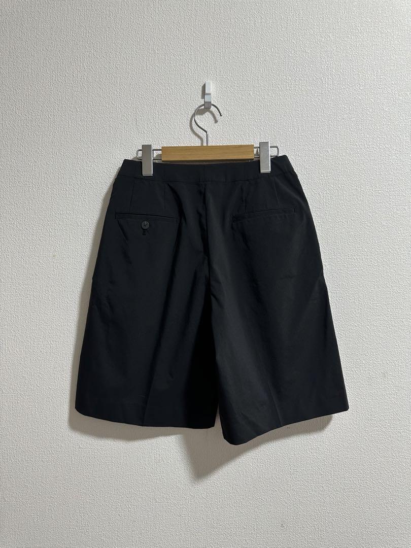 美品 ユニクロ セオリー 感動タックイージーショートパンツ ブラック S