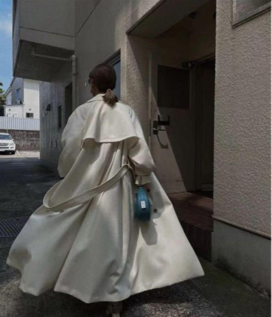 【美品】Ameri Vintage スーパーフレアトレンチコート