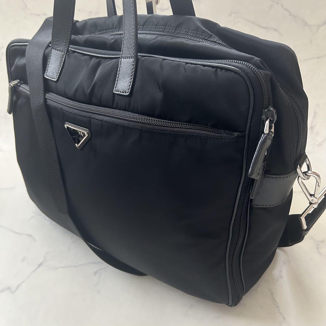 【極希少】PRADA プラダ ビジネス バッグ 2way 三角ロゴ レザー 黒 極希少】PRADA プラダ ビジネス バッグ 2way 三角ロゴ レザー 黒