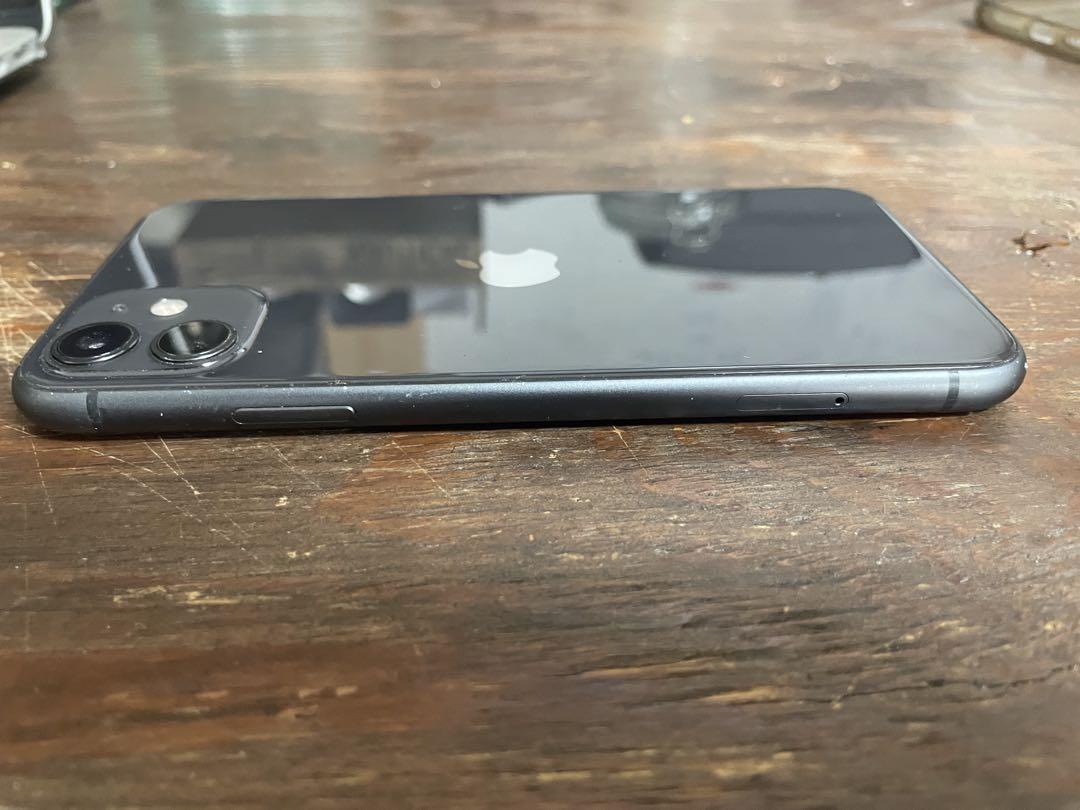 iPhone11 64G SIMフリー ジャンク扱い - メルカリ
