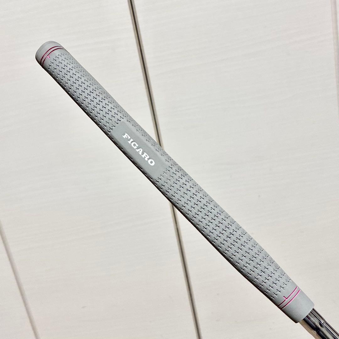 【美品】FIGARO パター 女性 32インチ シルバー/グレージュ/ピンク 美品】FIGARO パター 女性 32インチ シルバー/グレージュ/ピンク