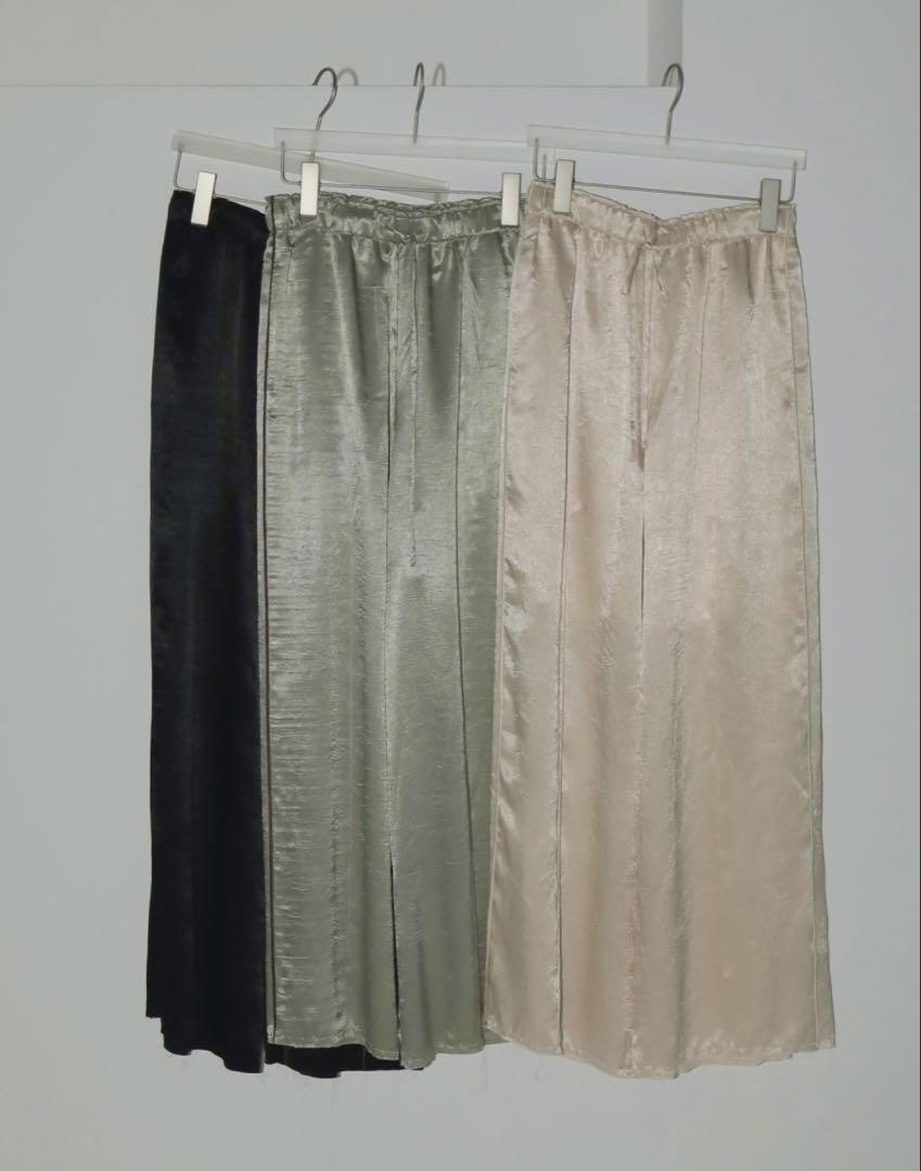anuke Piping Satin Pants