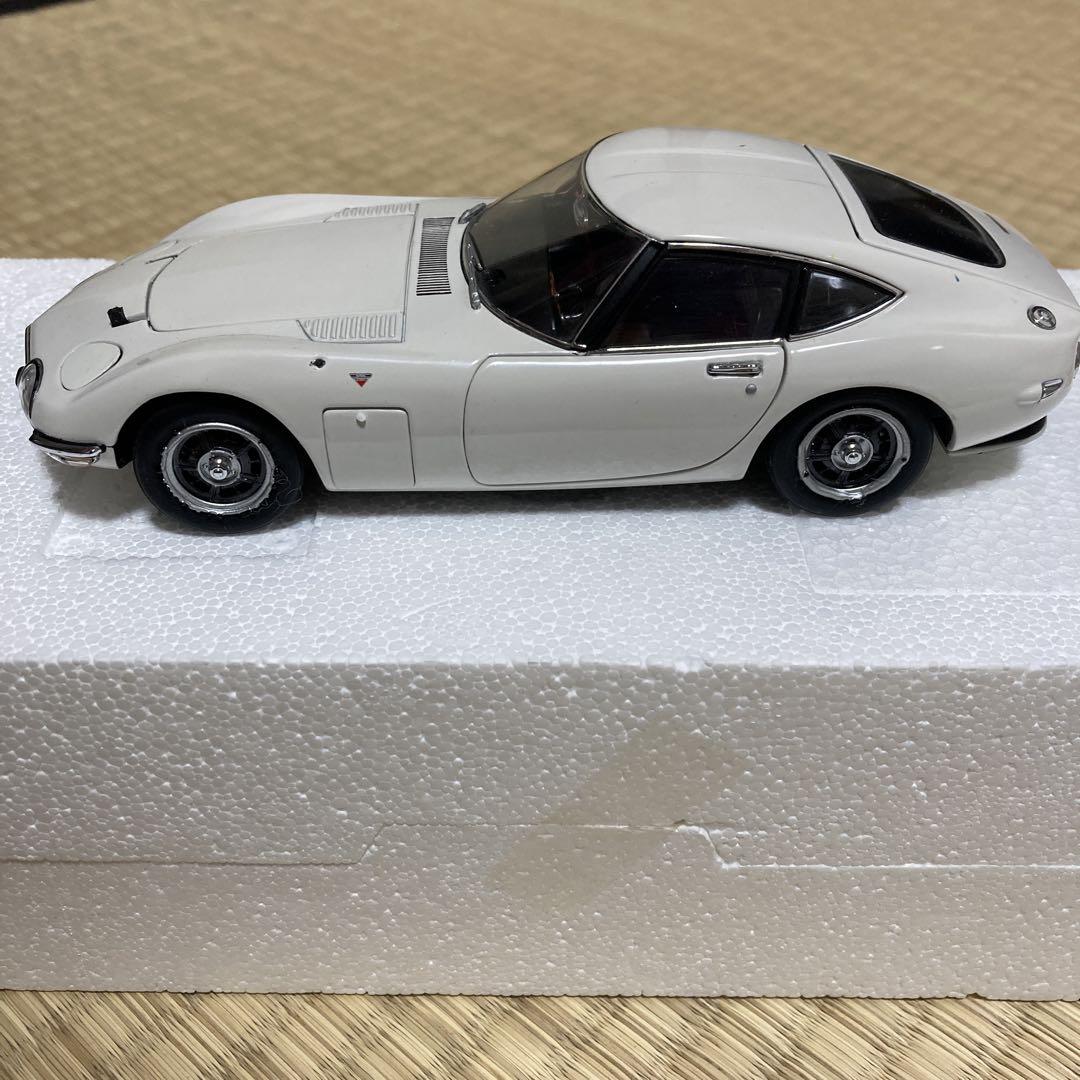 EBBRO TOYOTA 2000GT プレミアムコレクション