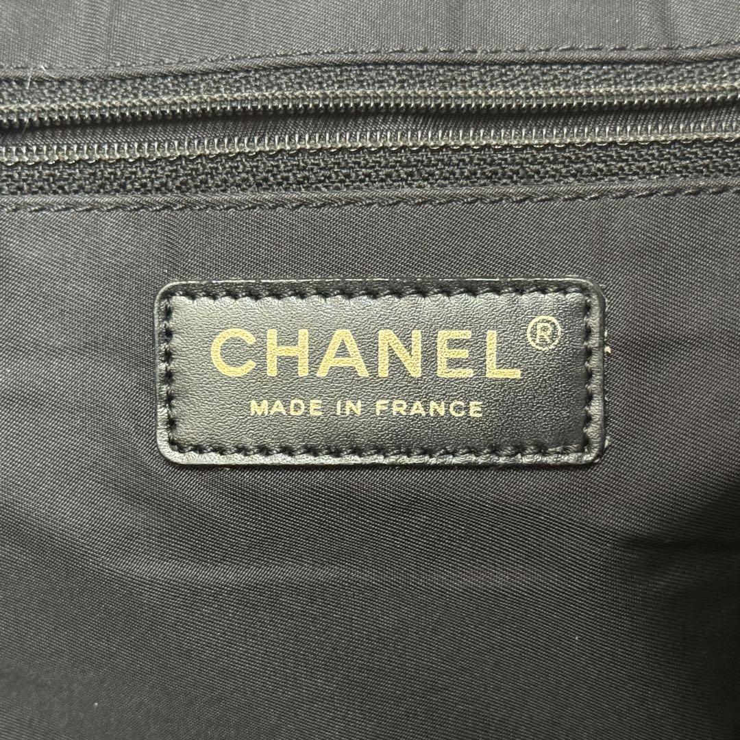CHANEL トートバッグ ニュートラベルライン MM