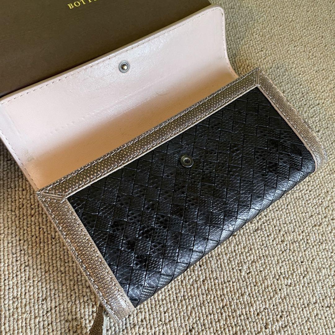 特価ブランド VENETA 正規品⭐️美品⭐️パイソンBOTTEGA 財布 二 ボッテガ 小物