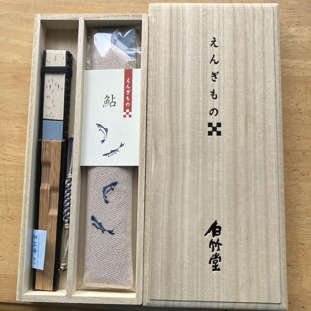 新品】doublet EMOJI バッヂ LOVE 小物