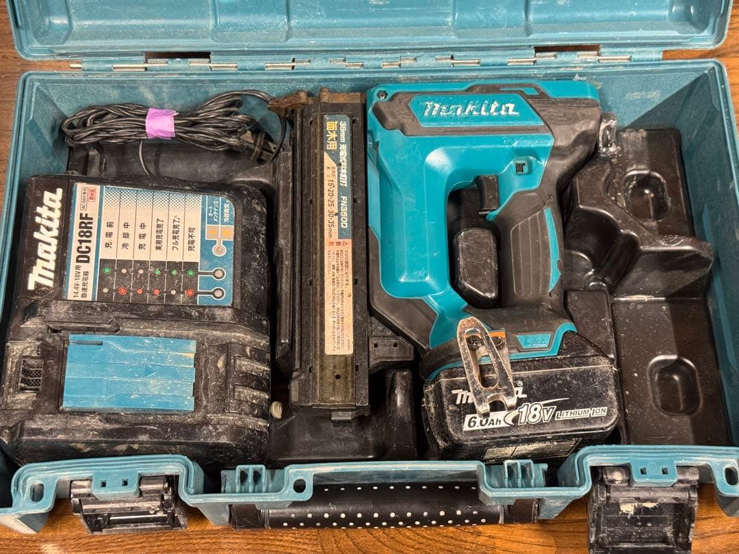 マキタ FN350D 充電式フィニッシュ 面木釘打機　35mm 正常動作品