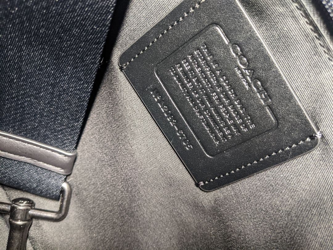 新品 COACH ビジネスバッグ コーチ 6705 牛革 ショルダーバッグ 新品 COACH ビジネスバッグ コーチ 6705 牛革 ショルダーバッグ