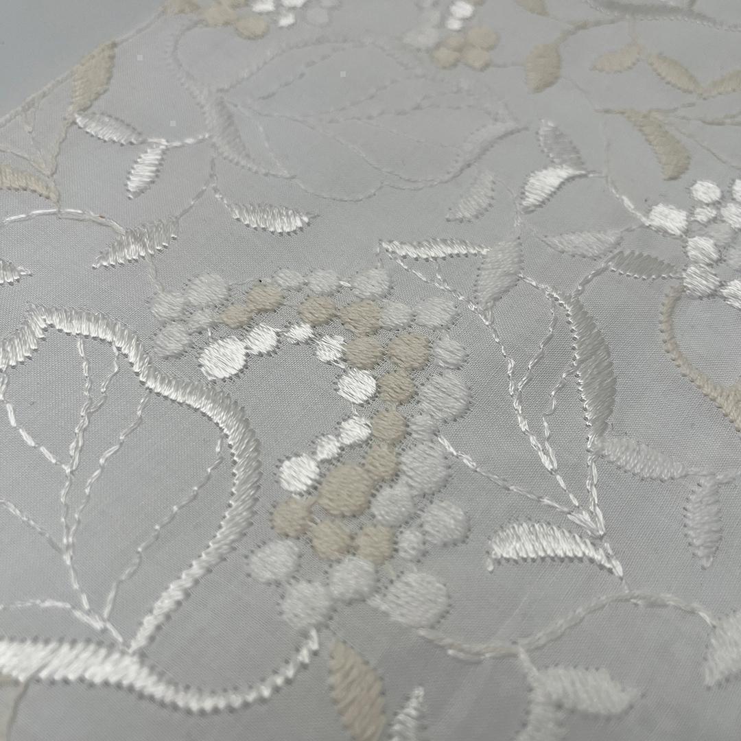 半衿 白実の万両 刺繍 コットンレース オフ白 半襟 洗える エン