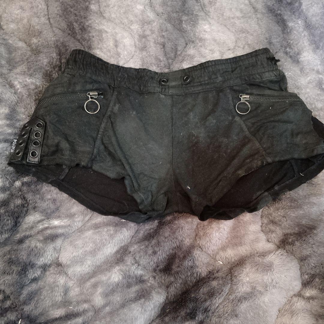 KMRii ブラックショートパンツ ジッパーポケット付き