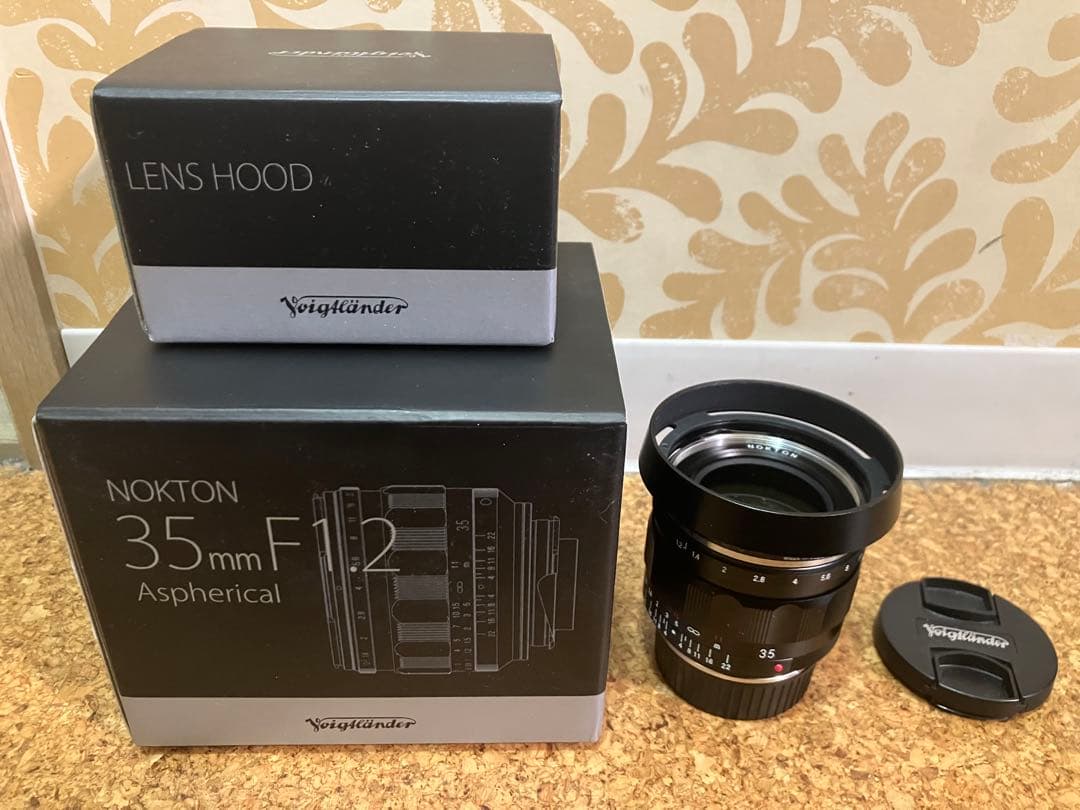 フォクトレンダーNOKTON 35mm F1.2 ASPH. Ⅲ 元箱・フード付