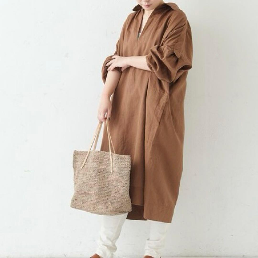 美品 ビアズリー 袖ボリューム スキッパーワンピース テラコッタブラウン ビアズリー 袖ボリュームスキッパーワンピース