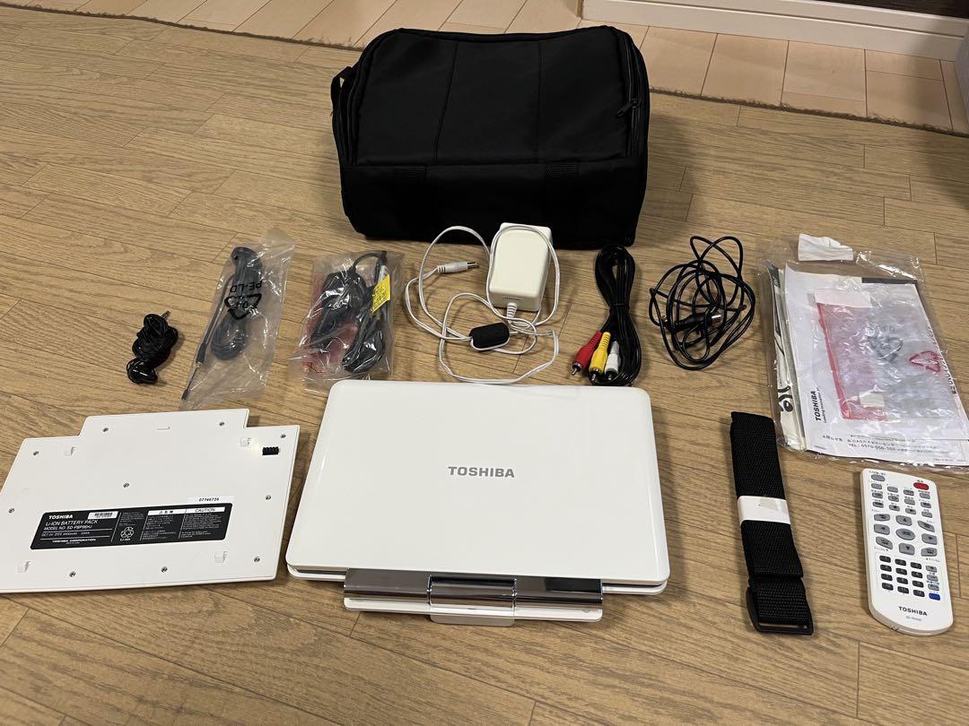 美品 REGZA東芝ポータブルDVDプレーヤー SD-P96DT 9V型