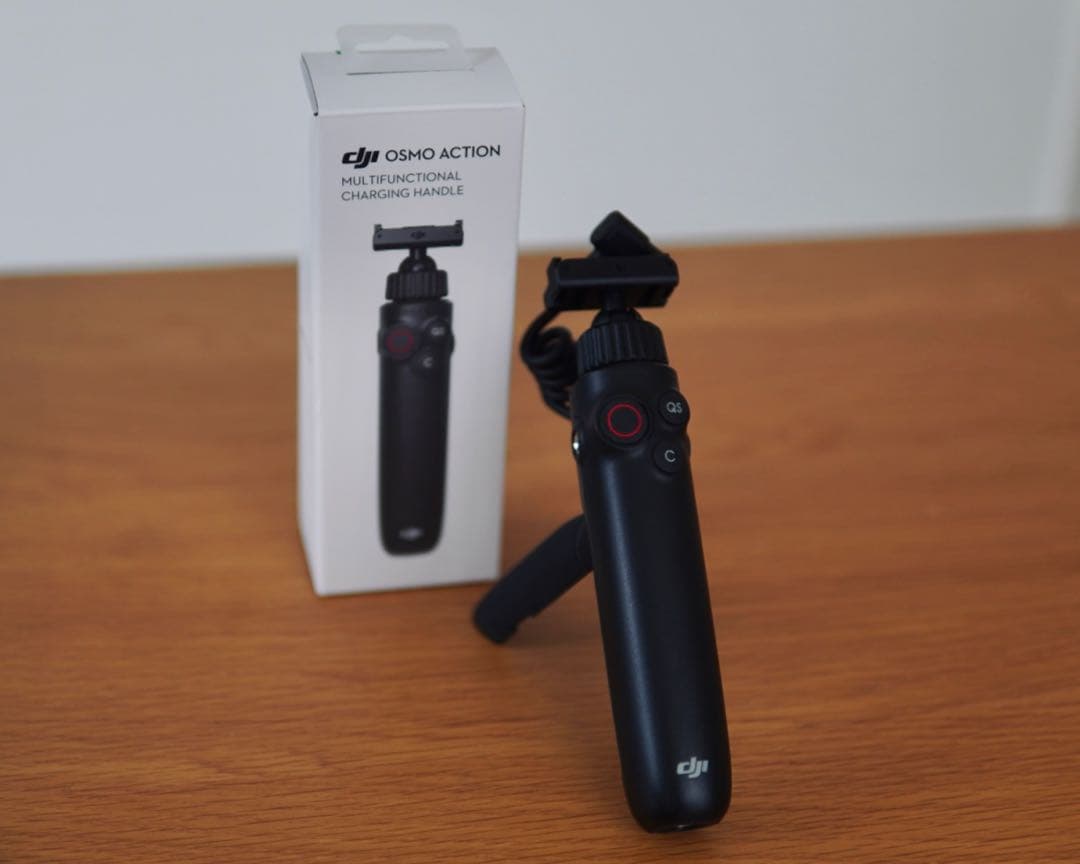 DJI Osmo Action 充電ハンドル アクションカメラ ジンバル