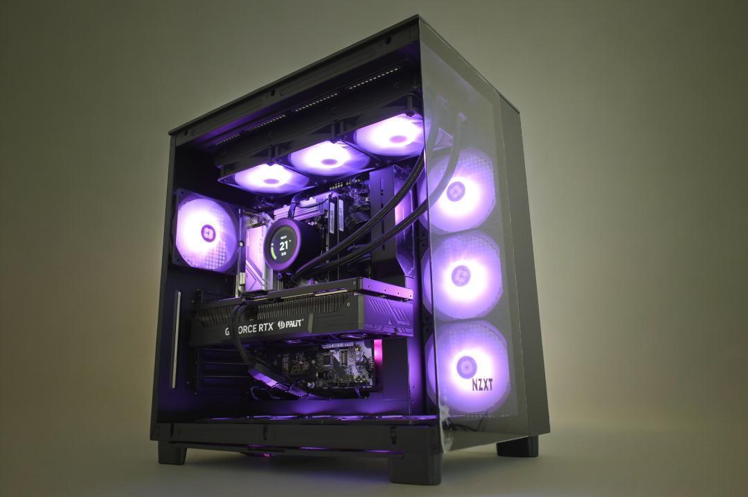新品ケース高性能動画編集やゲーミングPC  E5 2680v4 32GB 新品ケース高性能動画編集やゲーミングPC E5 2680 v4 32GB