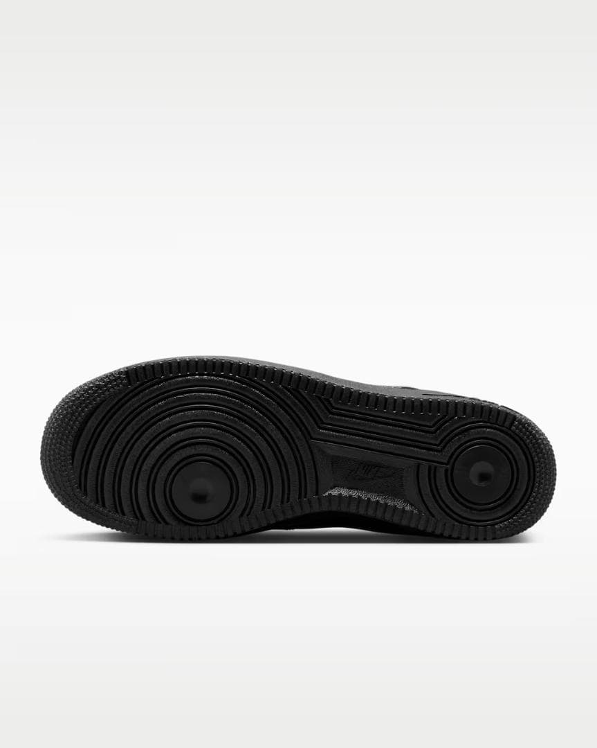 【新品】NIKE エアフォース1 '07 ブラック ホワイト 27.5cm 黒白