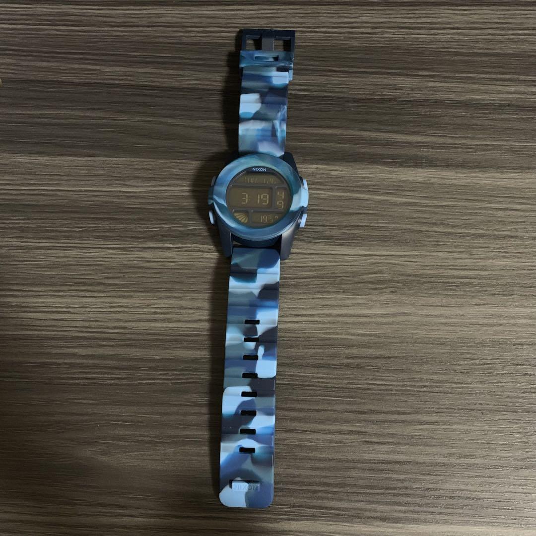 時計 NIXON blue camo watch