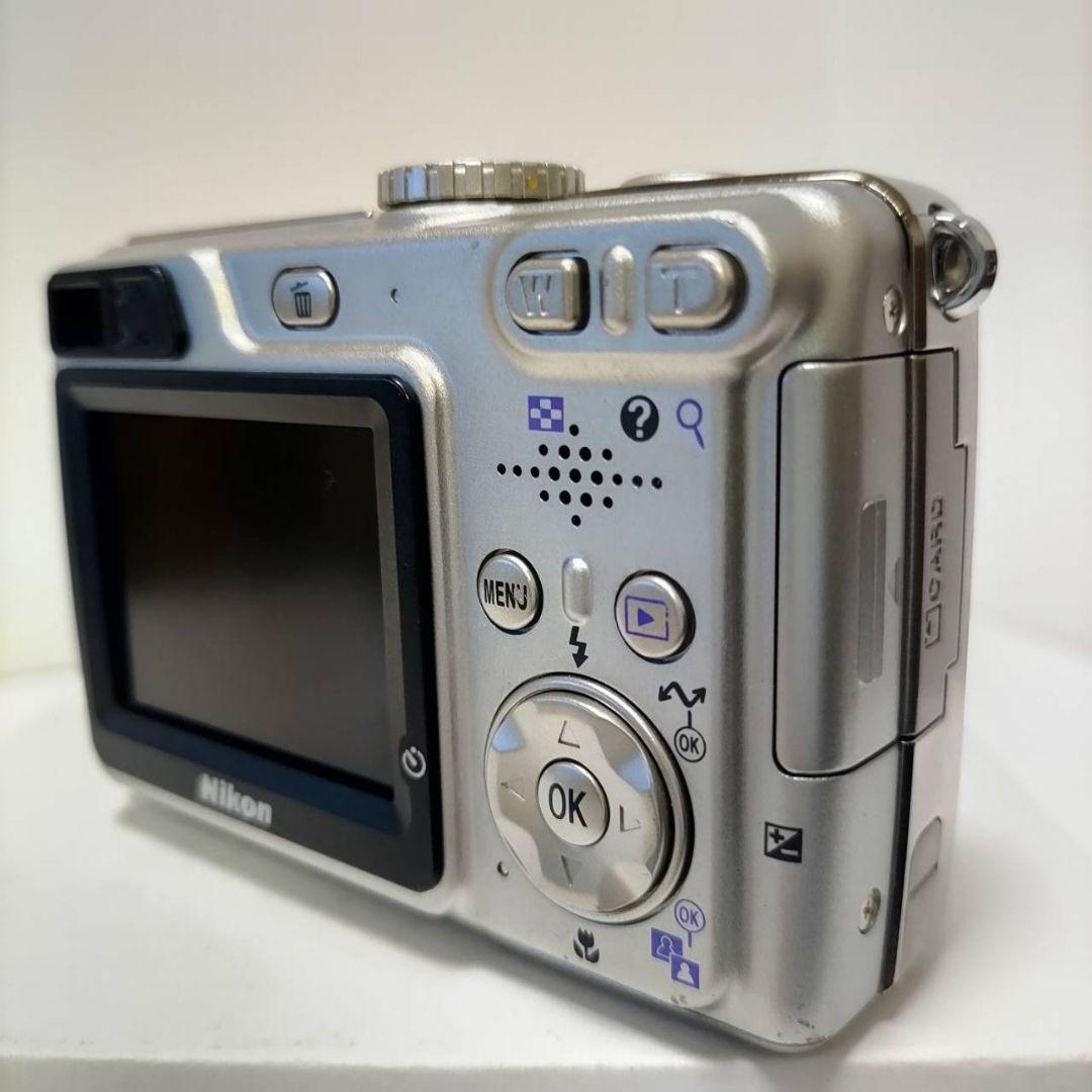 動作確認済み ニコン COOLPIX 7900 オールドコンデジ デジカメ