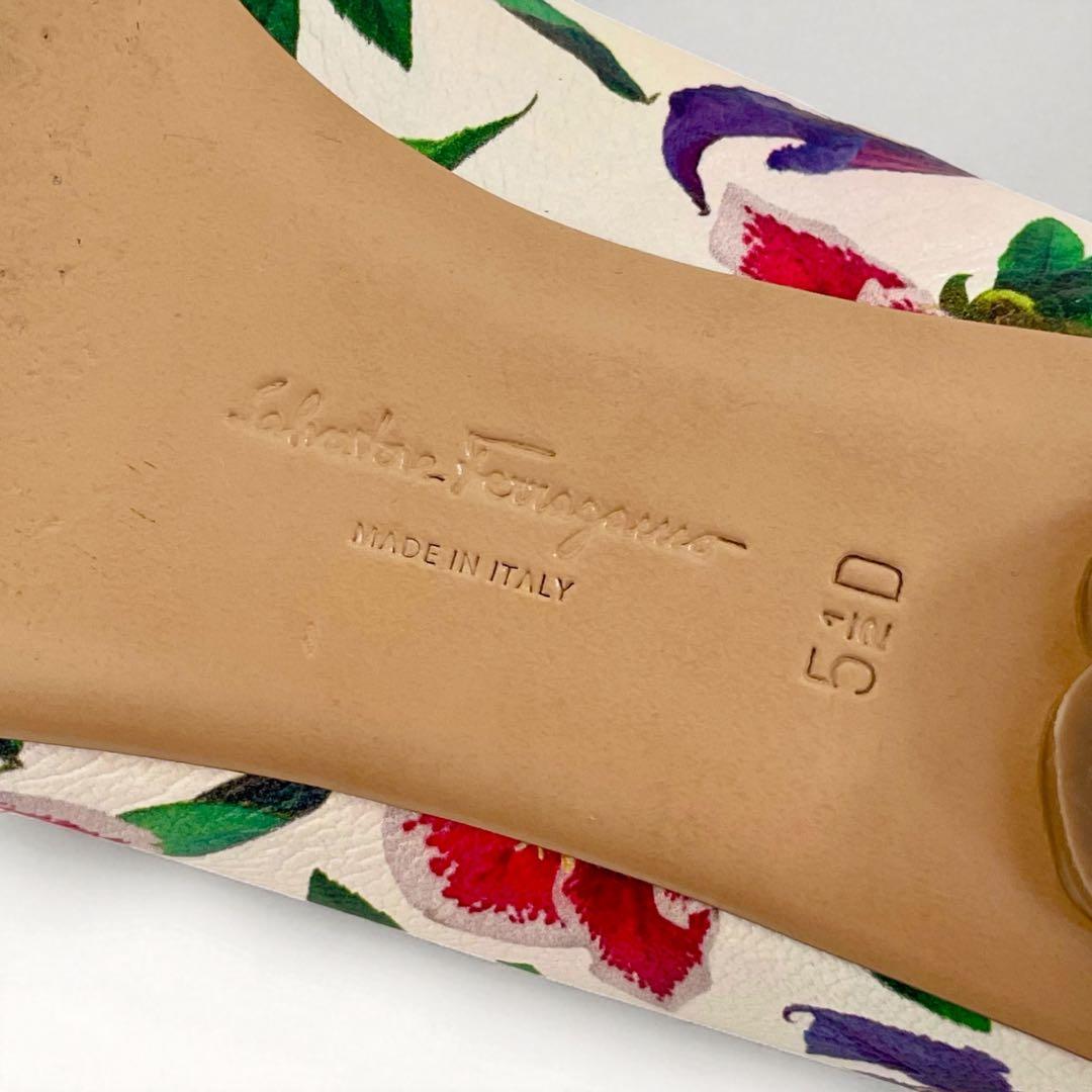 【美品】Ferragamo フェラガモ パンプス CAPUA 花柄 バレリーナ 【美品】Ferragamo フェラガモ パンプス CAPUA 花柄 バレリーナ