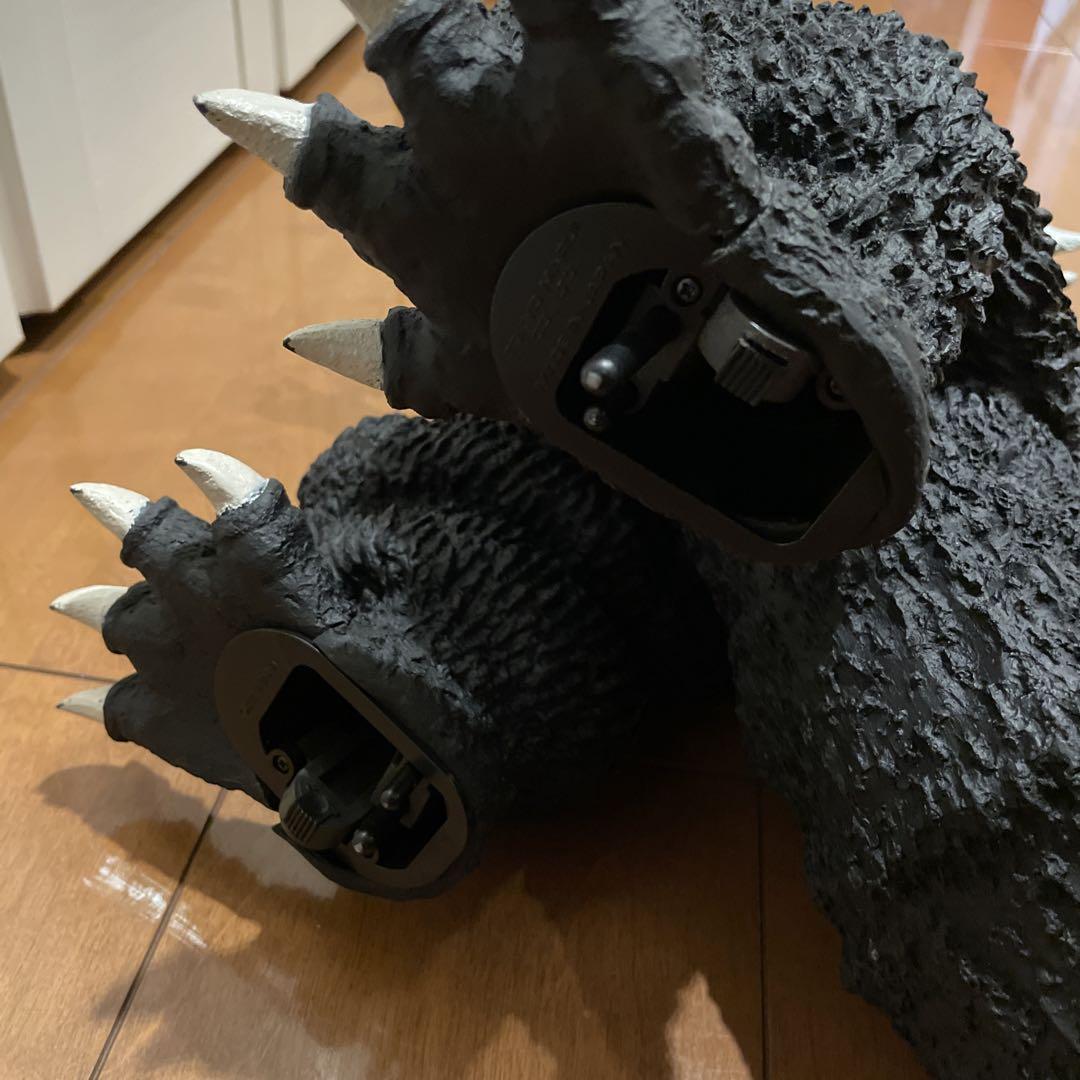 動作済み　東京マルイゴジラ　初代ゴジラ　1/100 ラジコンゴジラ　リモコン有り