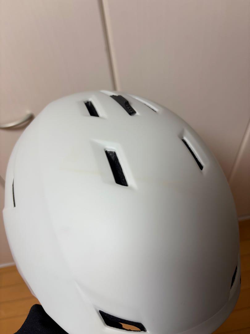 サロモン　ヘルメット　L