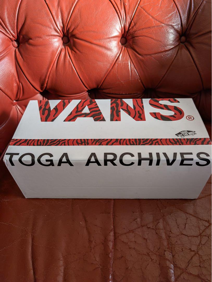 TOGA VANS