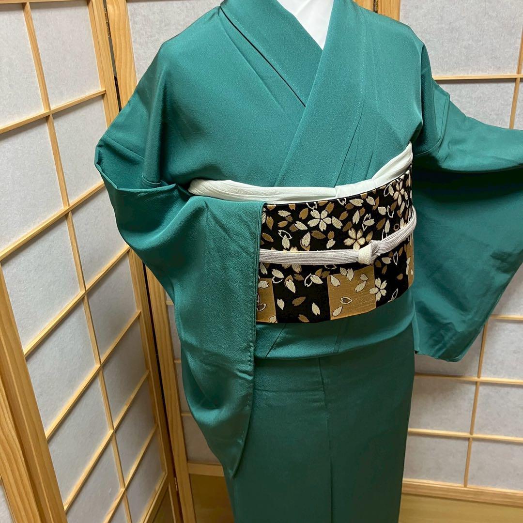 コリアグランドセール 2025 4322］色無地 美品 袷 着物 正絹 上質ちりめん 三ツ引 一つ紋 未使用 着物・浴衣