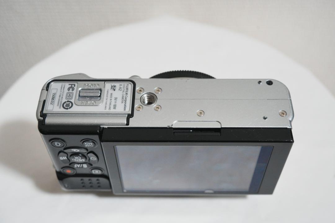 FUJIFILM X-A2 レンズキット ミラーレス一眼