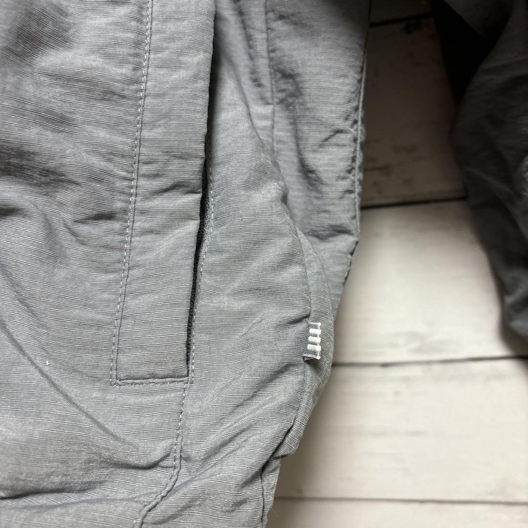 adidas  90s ナイロンハーフジッププルオーバー 裏地フリース