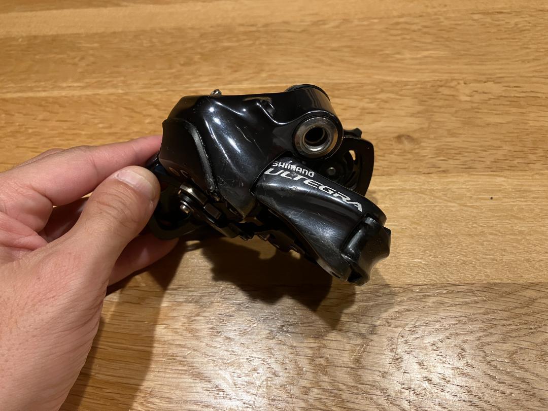 DI2 アルテグラ　シマノ電動コンポ　外装式(2✖️11速)