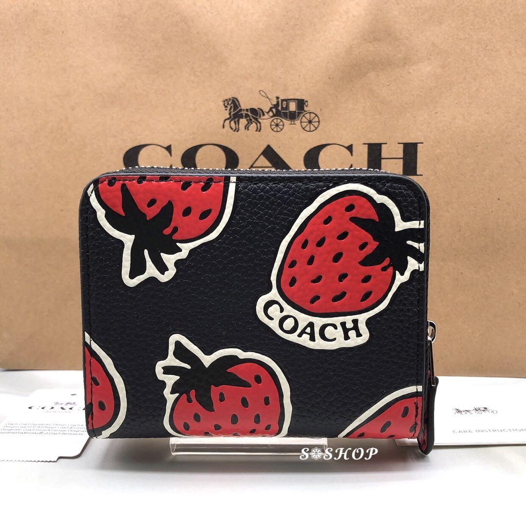 【新品】コーチ 折り財布 いちご柄 ブラック 箱/袋付き♪③