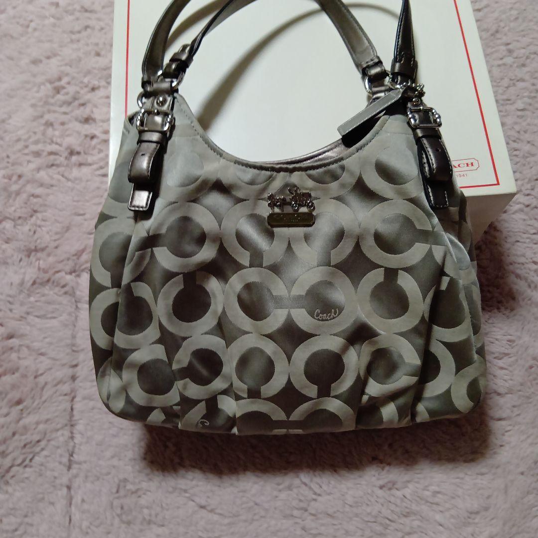 COACH グレー 円形模様 ショルダーバッグ