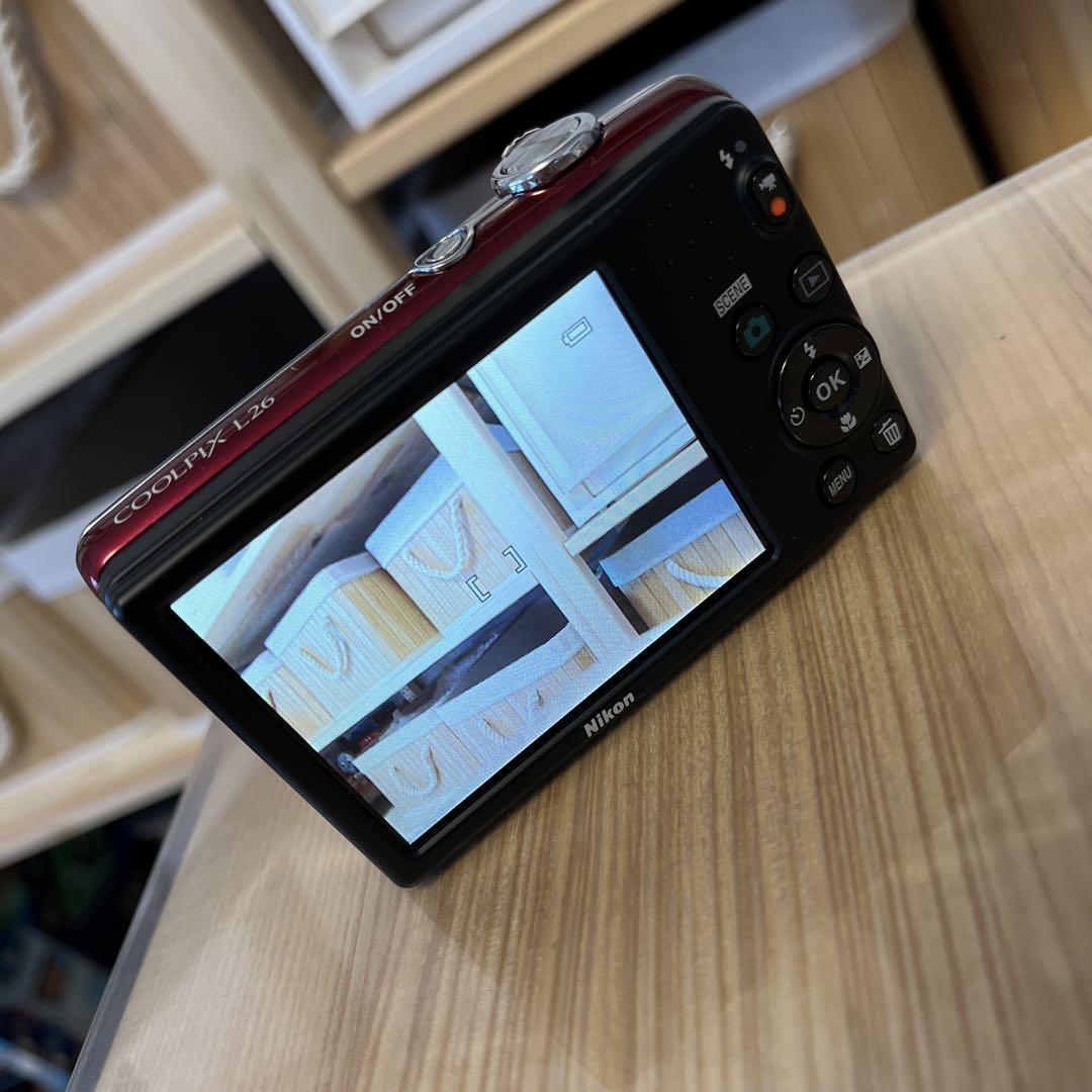 Nikon COOLPIX レッド コンパクトデジタルカメラ　L26 デジカメ