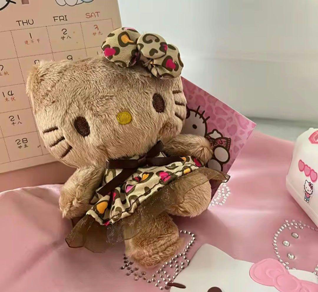 ヒョウ柄 ハローキティ 日焼け ぬいぐるみ キーホルダー 人形