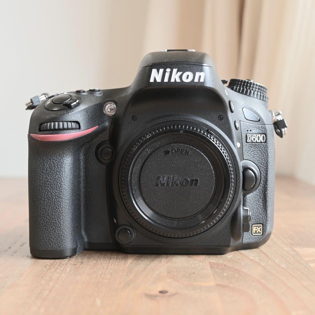 Nikon D600 ニコンデジタル一眼レフカメラボディ DSLR