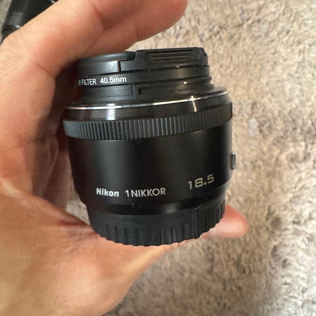 Nikon ミラーレスカメラ 4本レンズ付き Nikon ミラーレスカメラ 4本レンズ付き
