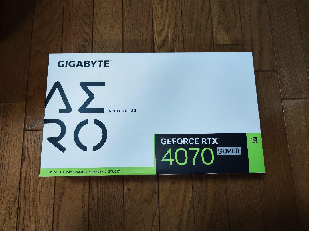 卍 GIGABYTE