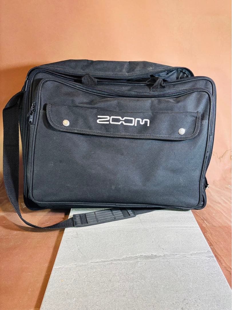 ZOOM マルチエフェクター G3/G5 ギターエフェクター 音楽機材 鞄付き ZOOM マルチエフェクター G3/G5 ギターエフェクター 音楽機材 鞄付き